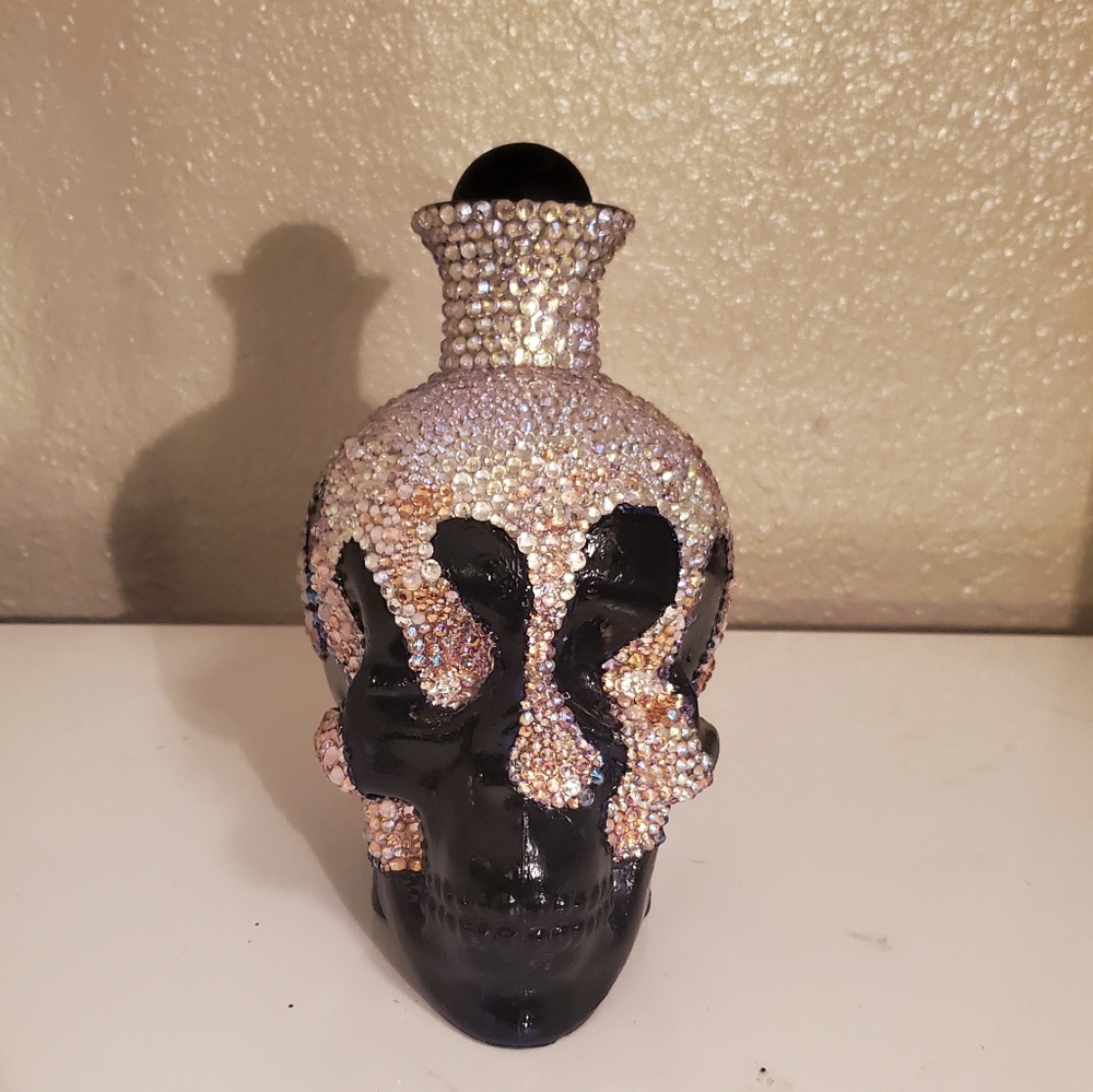 New Glass Skull Rhinstone Decanter